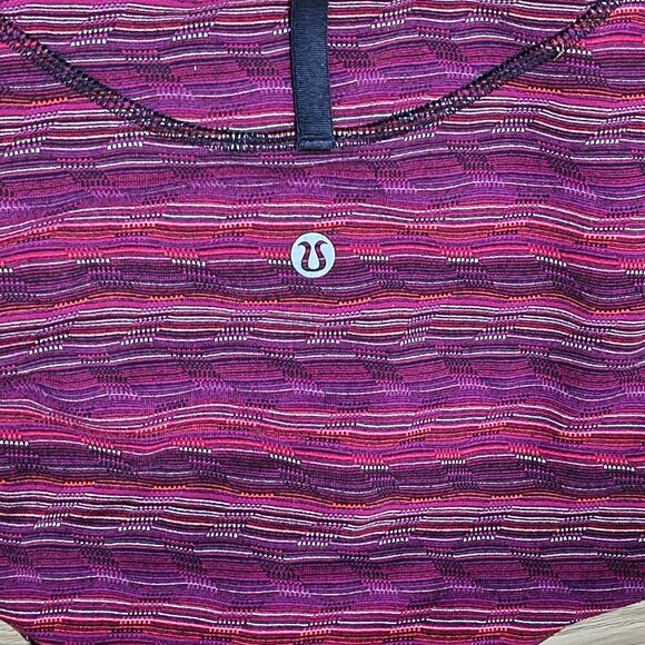 Lululemon Define Jacket – Rare Pattern (Size 2) - Picture 6 of 6